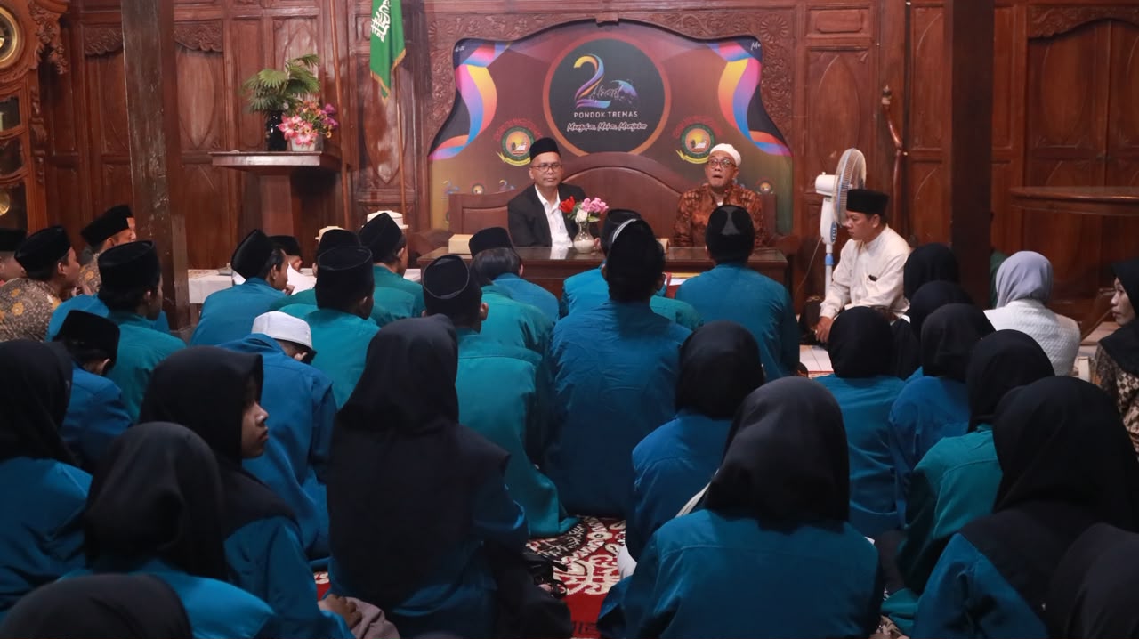 Di Balik Tembok ‘Soko Papat’: Rahasia Abadi Pesantren Tremas yang Bikin Mahasiswa Besongo Semarang Terpukau!